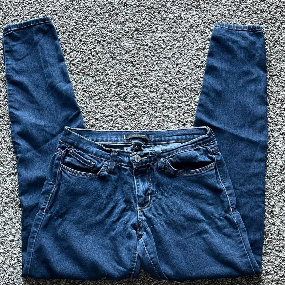 Flying Monkey Dark Blue Jeans Size 28 Mom Jeans Low Rise Straight Leg Feminine
